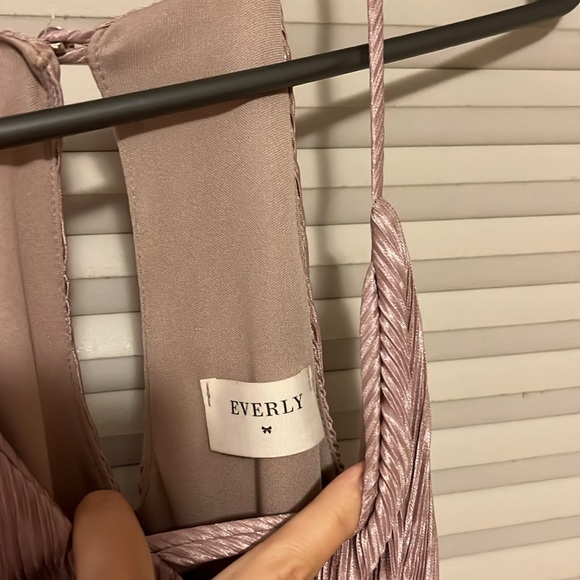 Dusty rose midi Everly dress - Picture 3 of 4